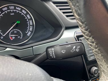 Skoda Superb 2016 года, 132 443 км - вид 11