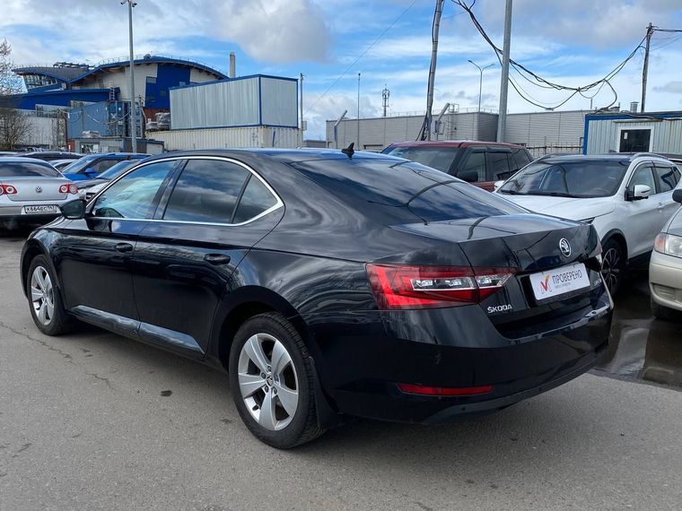 Skoda Superb 2016 года, 132 443 км - вид 6