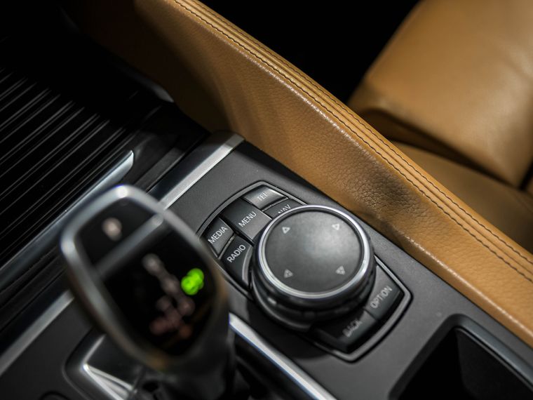 BMW X6 2016 года, 171 990 км - вид 15