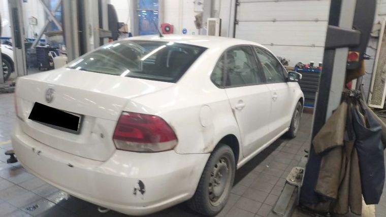 Volkswagen Polo 2011 года, 276 698 км - вид 3