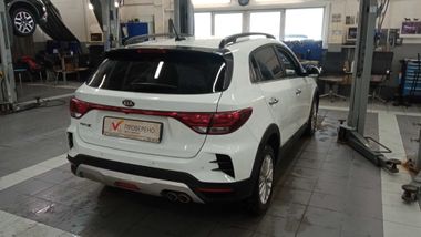 KIA Rio X 2021 года, 35 823 км - вид 3