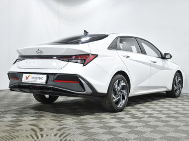 Hyundai Elantra 2024 года, 109 км - вид 5