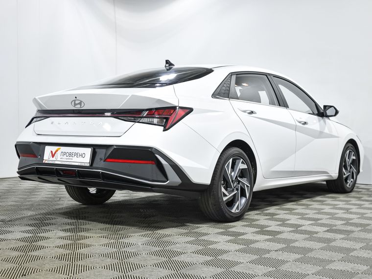 Hyundai Elantra 2024 года, 109 км - вид 6