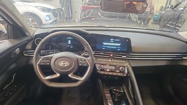 Hyundai Elantra 2024 года, 124 км - вид 5