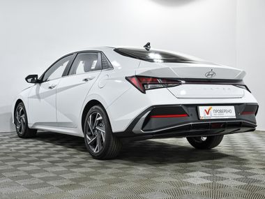 Hyundai Elantra 2024 года, 124 км - вид 8