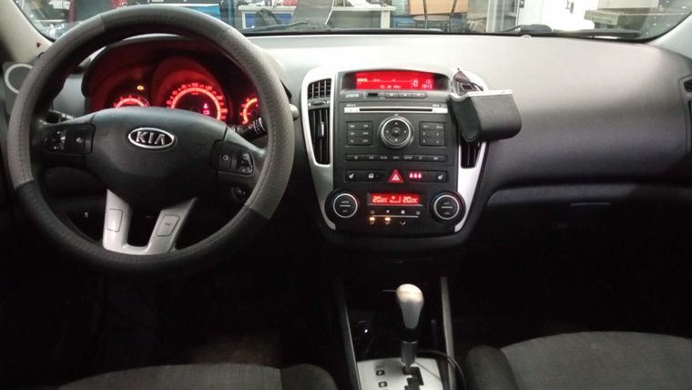 Kia Ceed 2010 года, 256 780 км - вид 5