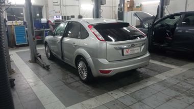 Ford Focus 2010 года, 250 999 км - вид 4