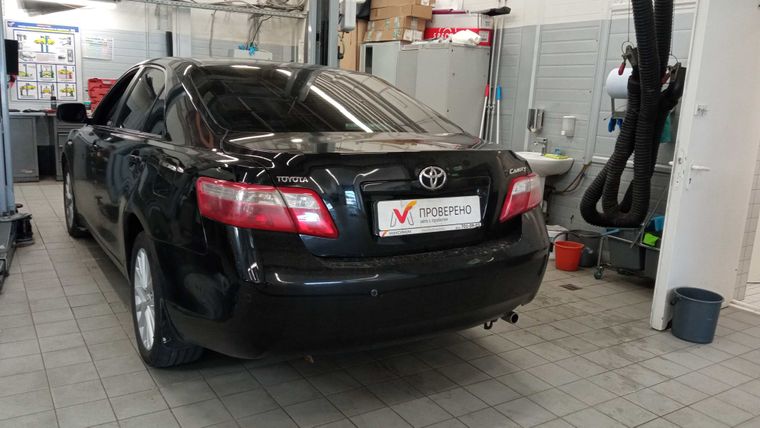 Toyota Camry 2008 года, 283 208 км - вид 4