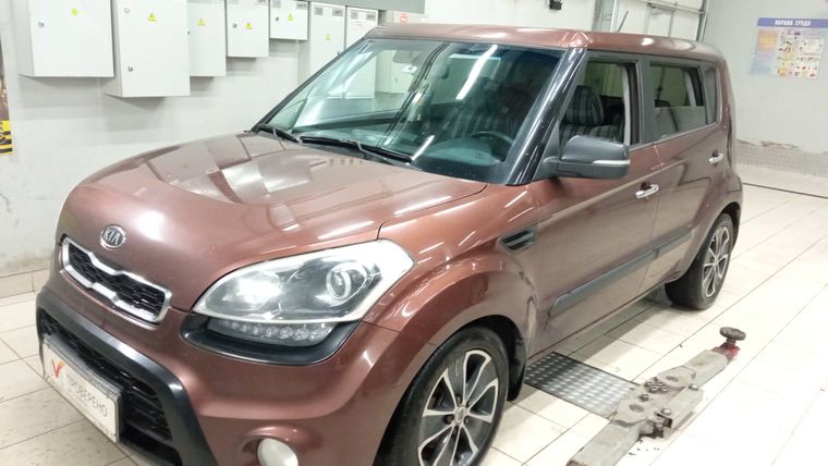 Kia Soul 2012 года, 220 266 км - вид 4