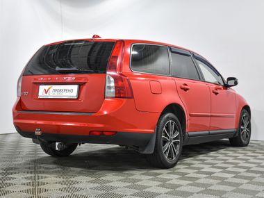 Volvo V50 2009 года, 266 372 км - вид 4