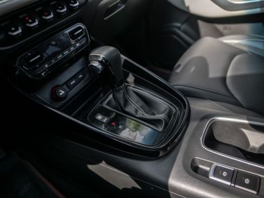 Chevrolet Captiva 2022 года, 53 123 км - вид 9