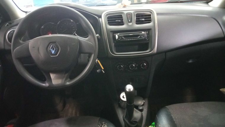 Renault Logan 2015 года, 177 611 км - вид 4