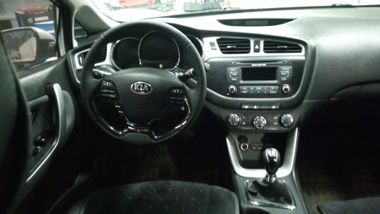 KIA Ceed 2015 года, 102 734 км - вид 5