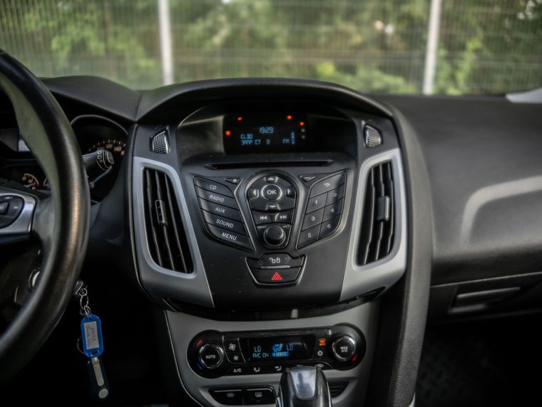 Ford Focus 2012 года, 307 888 км - вид 7