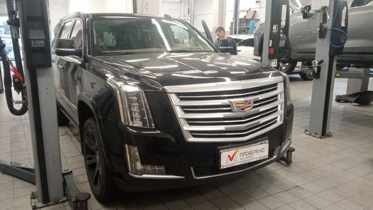 Cadillac Escalade 2015 года, 72 061 км - вид 3