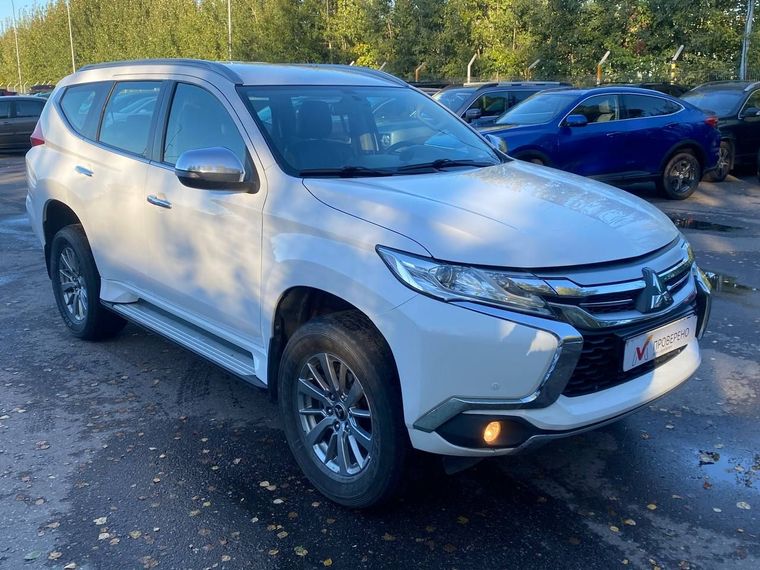 Mitsubishi Pajero Sport 2019 года, 130 000 км - вид 4