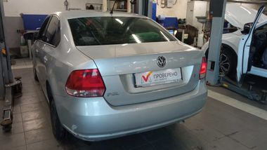 Volkswagen Polo 2014 года, 143 000 км - вид 4