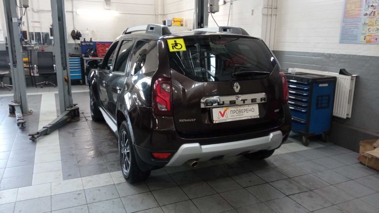 Renault Duster 2016 года, 86 000 км - вид 4