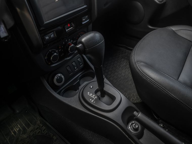Renault Duster 2016 года, 86 000 км - вид 10