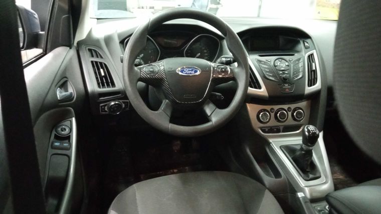 Ford Focus 2013 года, 111 623 км - вид 5