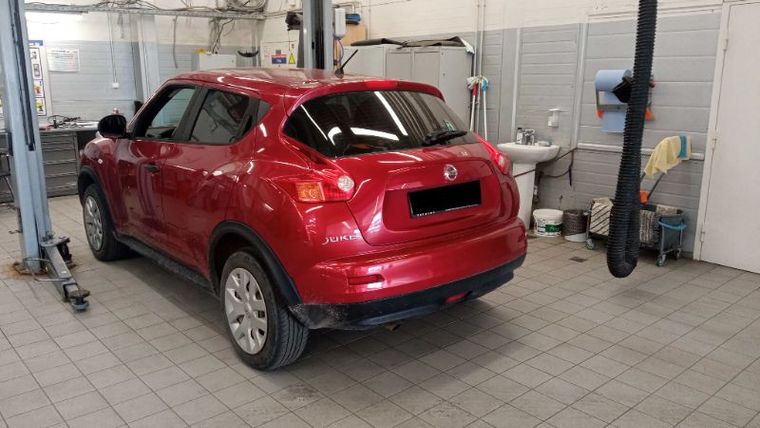 Nissan Juke 2014 года, 93 235 км - вид 4