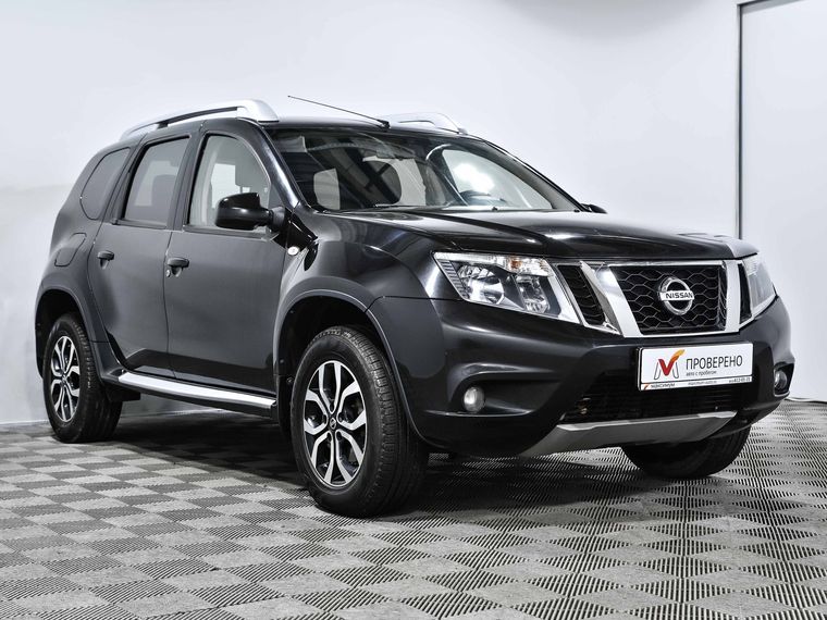 Nissan Terrano 2017 года, 130 000 км - вид 4