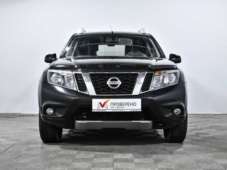 Nissan Terrano 2017 года, 130 000 км - вид 3