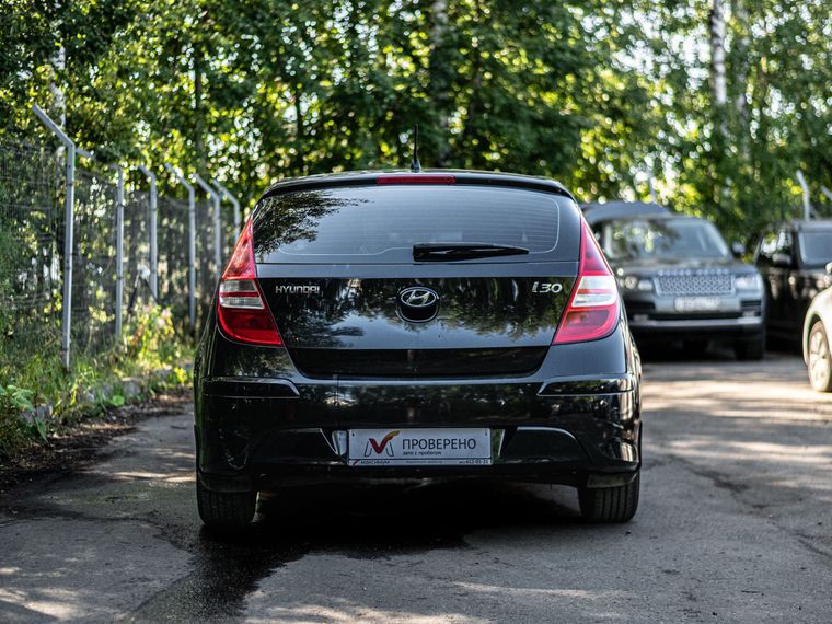 Hyundai i30 2011 года, 239 500 км - вид 4