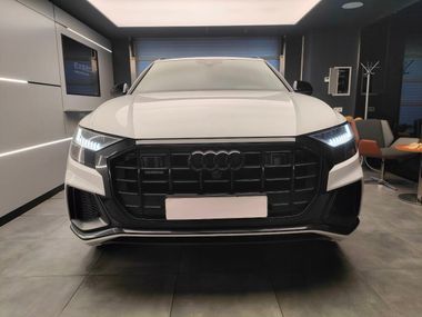 Audi Q8 2019 года, 137 754 км - вид 3