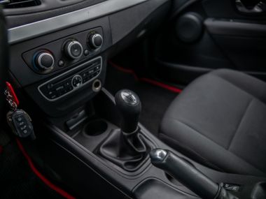 Renault Fluence 2010 года, 260 407 км - вид 7