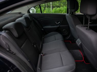 Renault Fluence 2010 года, 260 407 км - вид 9