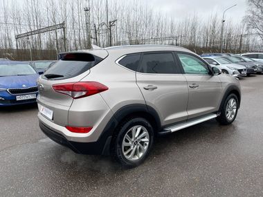 Hyundai Tucson 2016 года, 217 700 км - вид 4