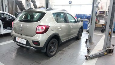 Renault Sandero Stepway 2017 года, 137 219 км - вид 3