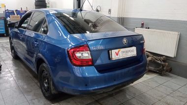 Skoda Rapid 2017 года, 200 936 км - вид 4