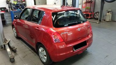 Suzuki Swift 2008 года, 114 677 км - вид 4