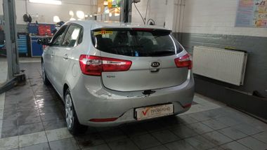 Kia Rio 2013 года, 309 936 км - вид 4