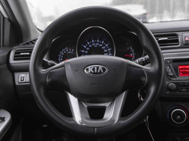 Kia Rio 2013 года, 309 936 км - вид 6