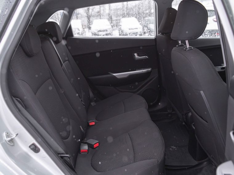 Kia Rio 2013 года, 309 936 км - вид 10