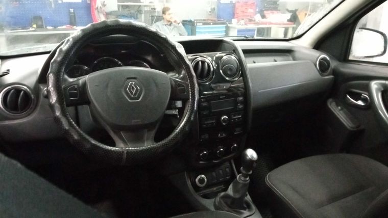Renault Duster 2018 года, 255 414 км - вид 5