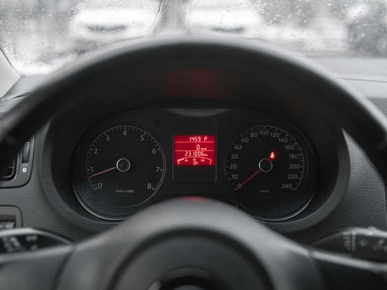 Volkswagen Polo 2011 года, 230 000 км - вид 5