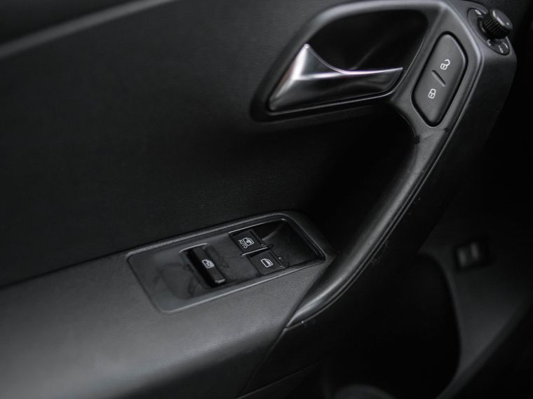 Volkswagen Polo 2011 года, 230 000 км - вид 10