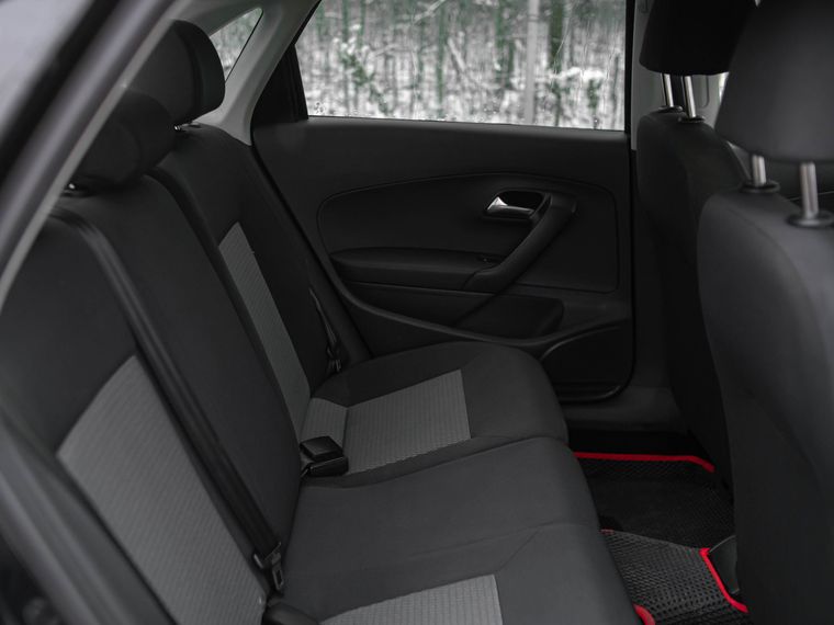 Volkswagen Polo 2011 года, 230 000 км - вид 11