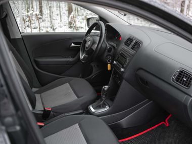 Volkswagen Polo 2011 года, 230 000 км - вид 12