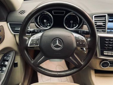 Mercedes-Benz M-класс 2012 года, 160 493 км - вид 10