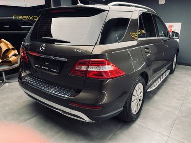 Mercedes-Benz M-класс 2012 года, 160 493 км - вид 5