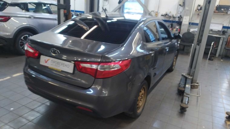 Kia Rio 2011 года, 112 900 км - вид 3
