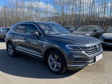 Volkswagen Touareg 2019 года, 105 827 км - вид 3
