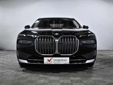 BMW 7 серия 2022 года, 19 000 км - вид 4