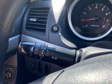 Mitsubishi Lancer 2010 года, 179 434 км - вид 9