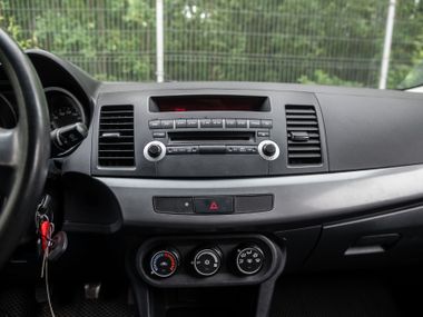 Mitsubishi Lancer 2010 года, 179 434 км - вид 7
